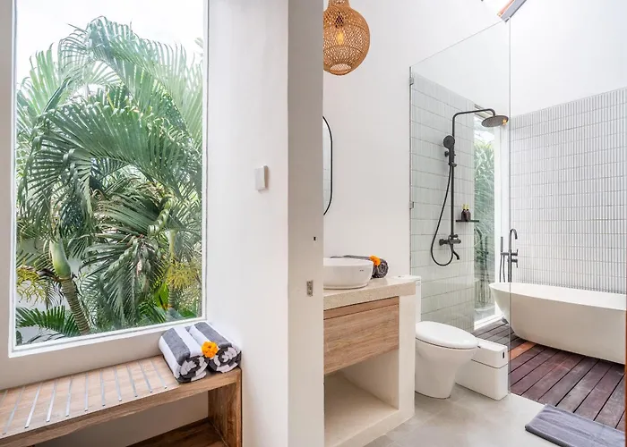 Jucca At Dhara - Brand New Villa, Modern And Comfortable تْشانغو